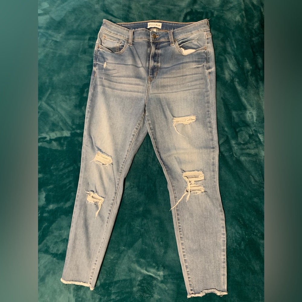 Studio Blue Medium Wash Distressed Jeans